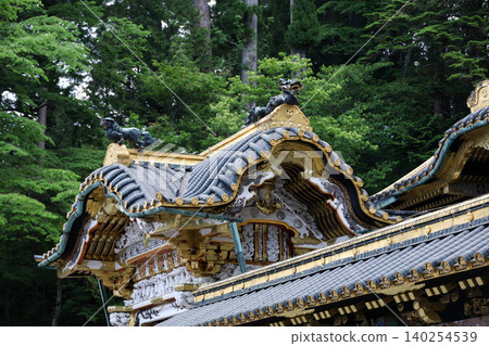 Nikko Toshogu Shrine: Three Monkeys and Sleeping Cat Nikko Toshogu Shrine: Three Monkeys and Sleeping Cat 140254539