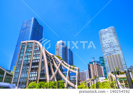 東京的城市景觀進入了一個新時代…（4月21日）俯瞰麻布台山丘及其他地區（擠滿了外國遊客） 140254592