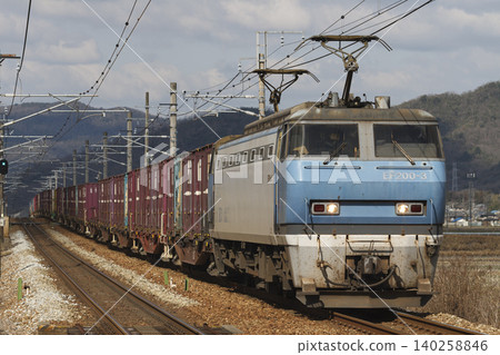 EF200 electric locomotive running on the Sanyo Main Line EF200 electric locomotive running on the Sanyo Main Line 140258846