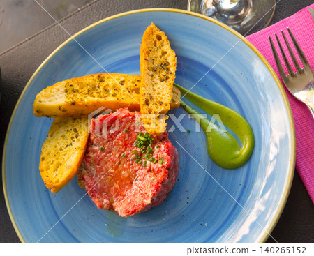 Tasty tartar with fresh veal Tasty tartar with fresh veal 140265152