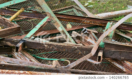 Iron waste.Metal garbage after reconstruction of premises Iron waste.Metal garbage after reconstruction of premises 140266765