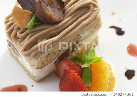 Chestnut Mont Blanc cake and fruit Chestnut Mont Blanc cake and fruit 140274301