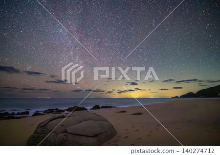 屋久島永田稻中濱的銀河星空、海龜築巢地（春季） 140274712