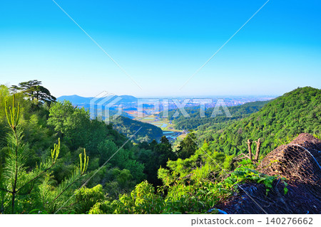 從栃木縣佐野市唐澤山城遺址的天狗岩眺望 從栃木縣佐野市唐澤山城遺址的天狗岩眺望 140276662