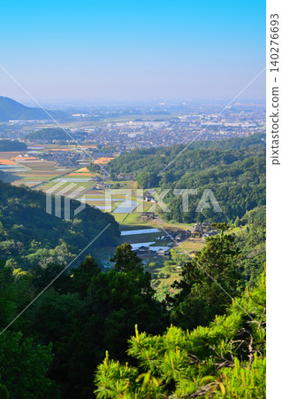 View from Tengu Rock at the site of Karasawayama Castle, Sano City, Tochigi Prefecture View from Tengu Rock at the site of Karasawayama Castle, Sano City, Tochigi Prefecture 140276693
