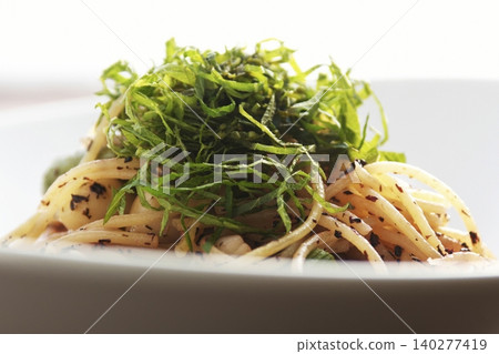 Japanese-style pasta with perilla leaves and asparagus Japanese-style pasta with perilla leaves and asparagus 140277419