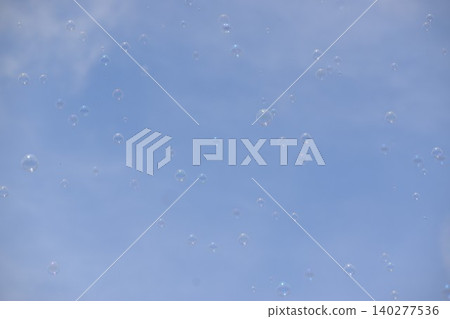 Background material of soap bubbles floating in the sky 140277536