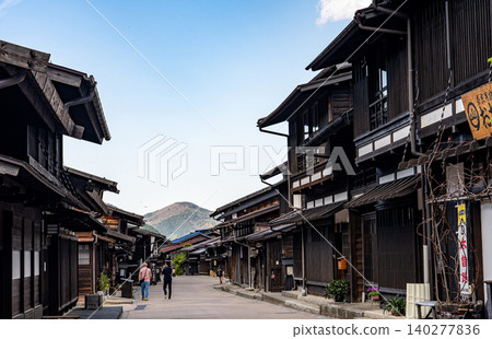Narai-juku, the longest post town on the Nakasendo route, retains traces of its historical past. Narai-juku, the longest post town on the Nakasendo route, retains traces of its historical past. 140277836
