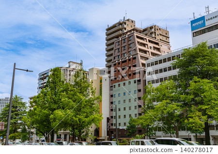 Peace Boulevard with lush green trees. Peace Boulevard with lush green trees. 140278017