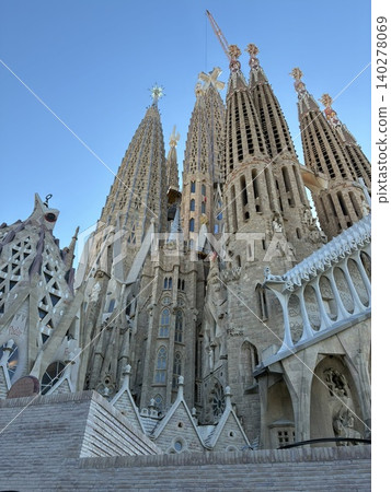 Sagrada Familia of Barcelona Sagrada Familia of Barcelona 140278069