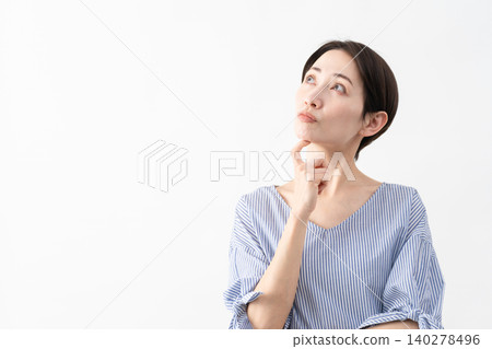 Woman in casual clothes lifestyle image Woman in casual clothes lifestyle image 140278496