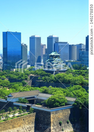 Osaka Business Park and Osaka Castle scenery Osaka Business Park and Osaka Castle scenery 140278850