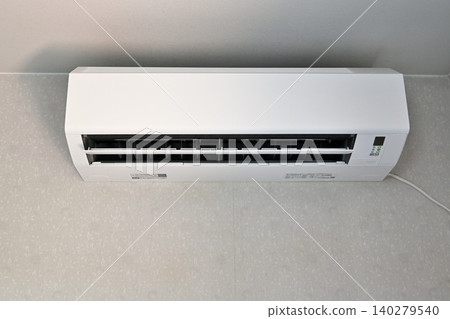 The new air conditioner that was replaced 140279540