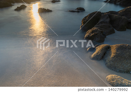 Rocky reefs shining in the setting sun: Yakushima, where gods reside (Autumn) Rocky reefs shining in the setting sun: Yakushima, where gods reside (Autumn) 140279992