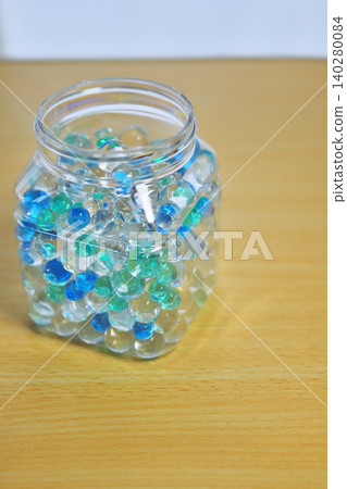 Deodorizing beads that shine in beautiful colors Deodorizing beads that shine in beautiful colors 140280084