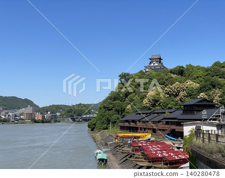 Inuyama Castle and Kiso River 140280478