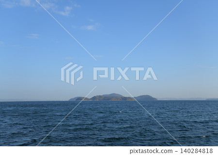The coast of Sanagi Island (Tadotsu Town, Kagawa Prefecture) 140284818