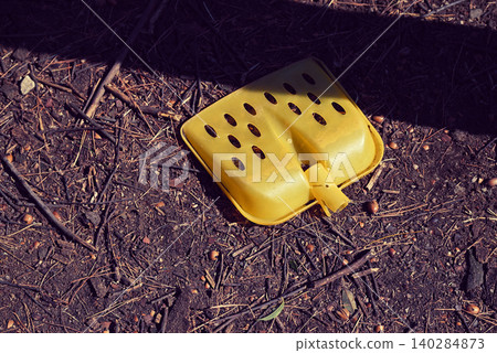 plastic waste 140284873