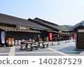 岸和田服務區（出城方向車道）的設計仿照江戶時代的連棟別墅。 140287529