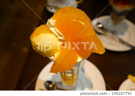 Fruit parlor Fruit parlor 140287795