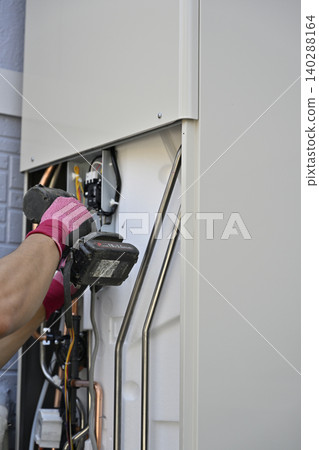 EcoCute installation and replacement work: hot water storage tank unit and heat pump unit. EcoCute installation and replacement work: hot water storage tank unit and heat pump unit. 140288164