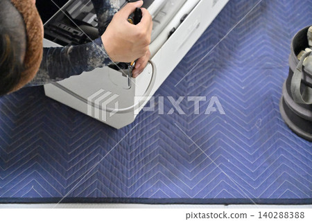 Air conditioner replacement, installation, and construction work for living room. Air conditioner replacement, installation, and construction work for living room. 140288388