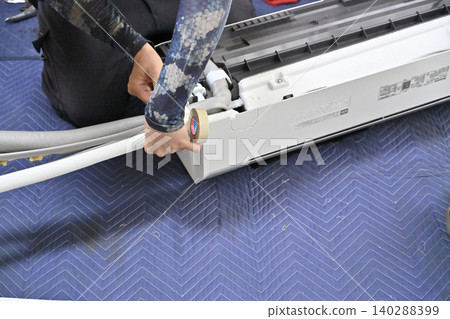 Air conditioner replacement, installation, and construction work for living room. Air conditioner replacement, installation, and construction work for living room. 140288399