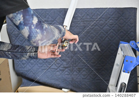 Air conditioner replacement, installation, and construction work for living room. Air conditioner replacement, installation, and construction work for living room. 140288407