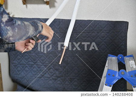 Air conditioner replacement, installation, and construction work for living room. Air conditioner replacement, installation, and construction work for living room. 140288408