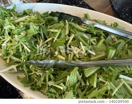 Mizuna salad Mizuna salad 140289500