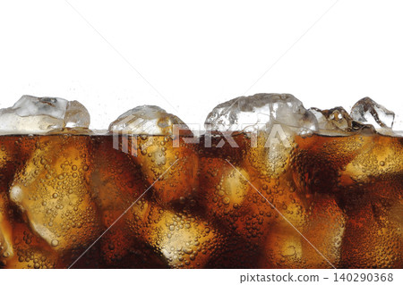 Image of a drink with ice - Cola Image of a drink with ice - Cola 140290368