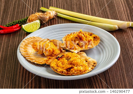 Spicy Baked Scallops In Shells With Thai Ingredients Spicy Baked Scallops In Shells With Thai Ingredients 140290477