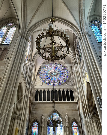 Beautiful churches in Paris, France Beautiful churches in Paris, France 140290771