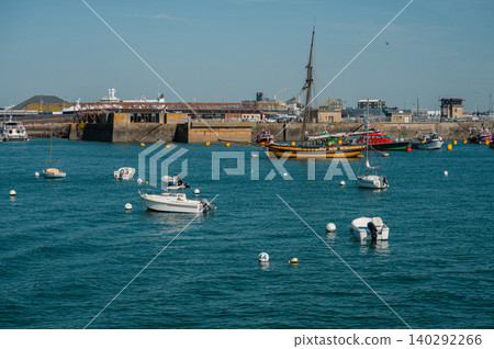 View of the city of Saint-Malo, France 140292266