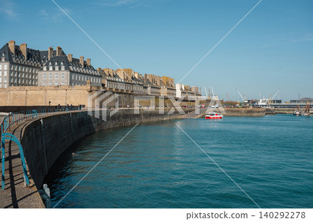 View of the city of Saint-Malo, France View of the city of Saint-Malo, France 140292278