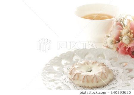 俄羅斯餅乾和檸檬茶 俄羅斯餅乾和檸檬茶 140293630