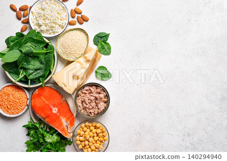 Calcium source foods. Natural products containing calcium. 140294940