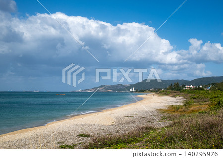 Nago coast, Okinawa 140295976