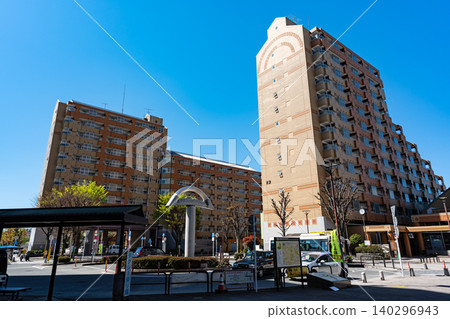 Toei Izumicho 3-chome Apartments, Buildings 13 and 9, in front of JR Nishi-Kokubunji Station, Izumicho, Kokubunji City, Tokyo Toei Izumicho 3-chome Apartments, Buildings 13 and 9, in front of JR Nishi-Kokubunji Station, Izumicho, Kokubunji City, Tokyo 140296943