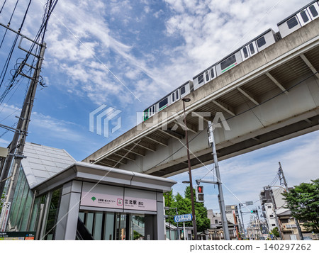 The Nippori-Toneri Liner runs along Okubashi Street. The Nippori-Toneri Liner runs along Okubashi Street. 140297262