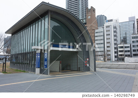 The stylish exterior of Naniwabashi Station on the Keihan Nakanoshima Line reflects the Central Public Hall. The stylish exterior of Naniwabashi Station on the Keihan Nakanoshima Line reflects the Central Public Hall. 140298749