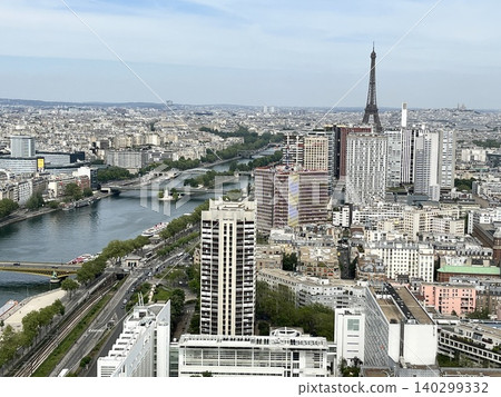 Seine river Seine river 140299332