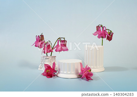 Minimal modern aesthetics and elegant beauty concept,Beautiful banner with aquilegia blossoms and empty, varied product display stands, design template, and a display. Abstract floral arrangemen Minimal modern aesthetics and elegant beauty concept,Beautiful banner with aquilegia blossoms and empty, varied product display stands, design template, and a display. Abstract floral arrangemen 140304283