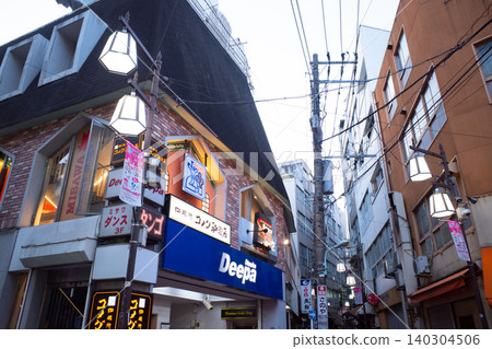 大塚站附近的街景 140304506