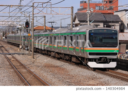 E231系列車在高崎線上以長編隊運行_拍攝於2011年2月2日 140304984