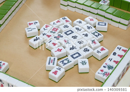 Mahjong 140309381