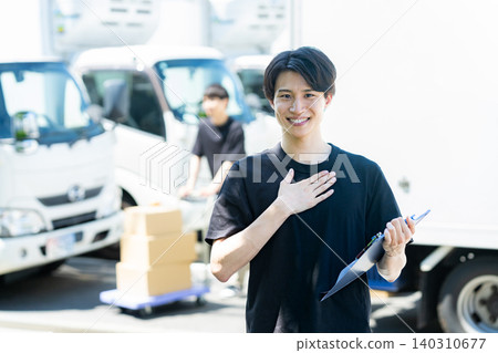 年輕男司機 年輕男司機 140310677