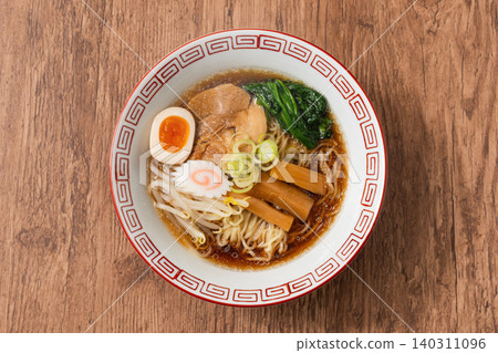 Regular ramen (soy sauce ramen) - Food of Japan Regular ramen (soy sauce ramen) - Food of Japan 140311096