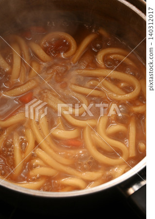 咖哩烏龍麵 咖哩烏龍麵 140312017