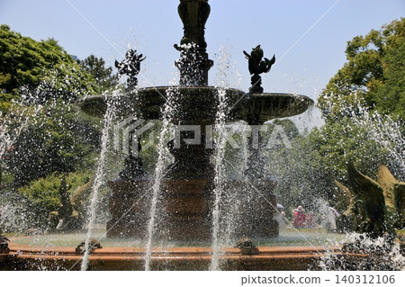 The decorative fountain in the main garden of the Akasaka Palace, State Guest House, which is a national treasure of Japan and hasn't changed for 100 years The decorative fountain in the main garden of the Akasaka Palace, State Guest House, which is a national treasure of Japan and hasn't changed for 100 years 140312106